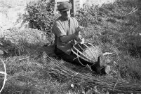 Circular Frame Basket Making