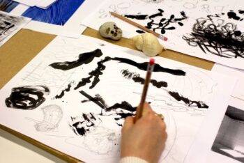 Children's Experimental Painting Workshop